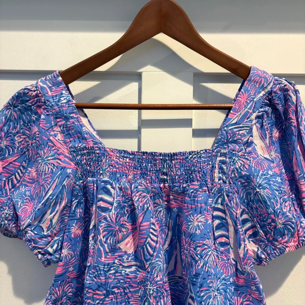 Lilly Pulitzer 100% Linen Puff Sleeve Smocked Square Neck Top Sailabration Sz 6